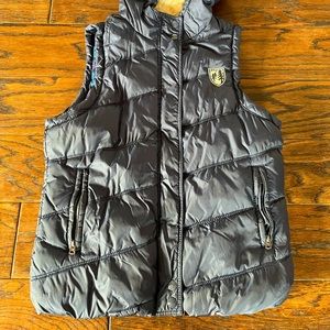 Hooded vest